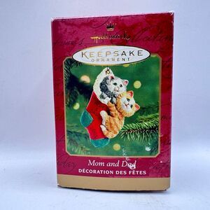 Hallmark Christmas keepsake ornament 2001 2 cats in a‎ stocking "mom and dad"